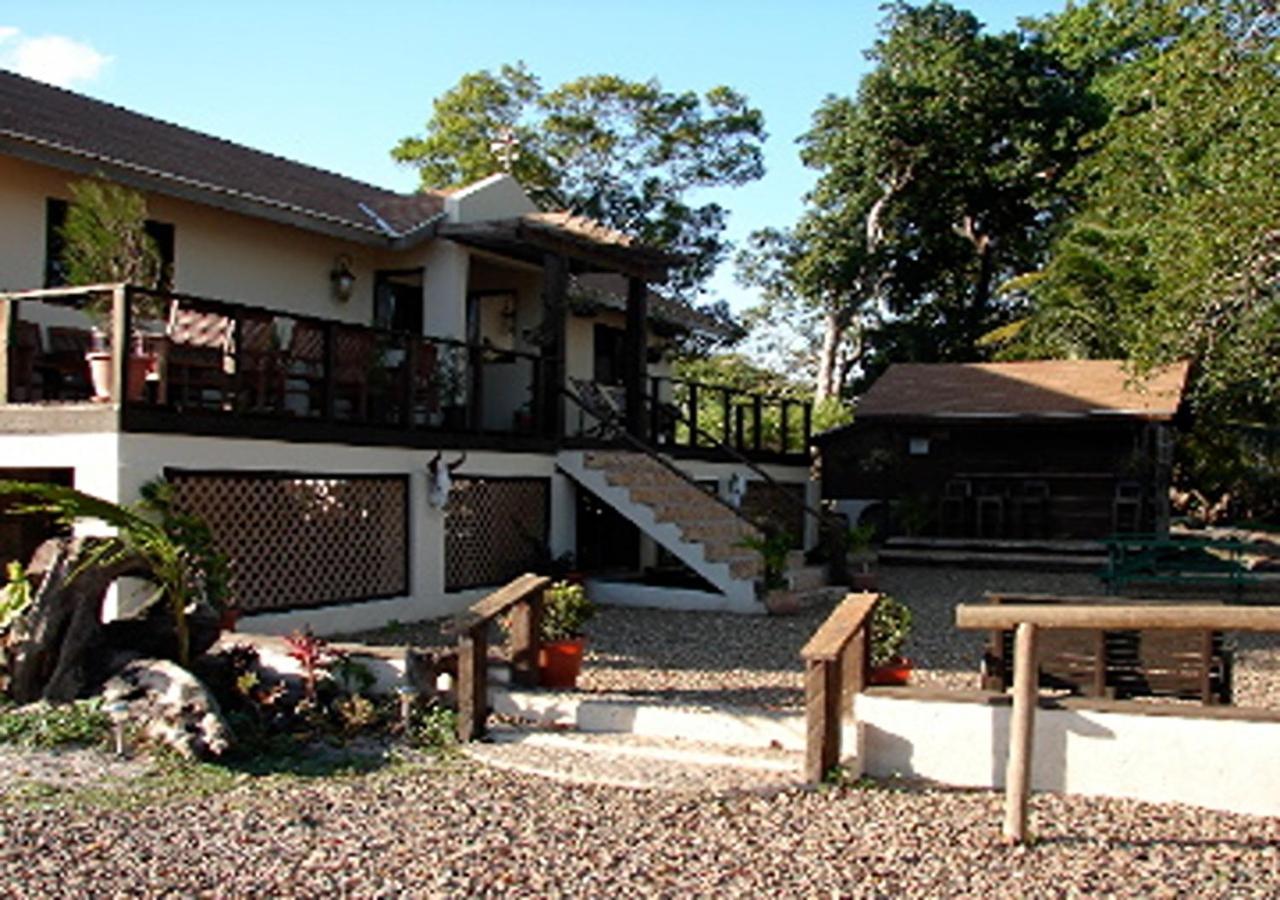 Crooкed Tree Lodge Belize Crooked Tree Exterior photo